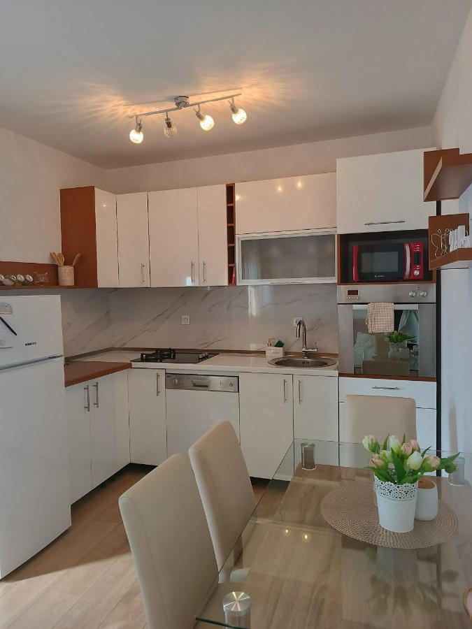 Apartman Anamaria Klis Exterior photo